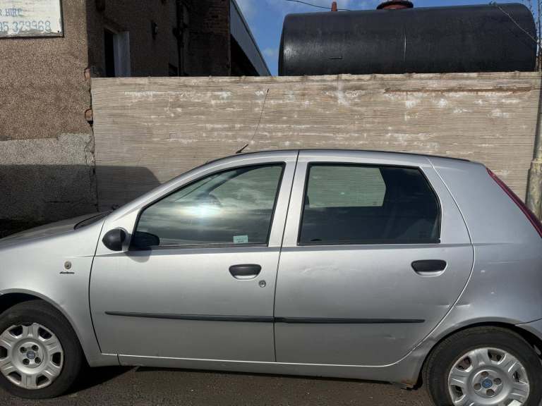 Car for Sale £250 or any near offer.