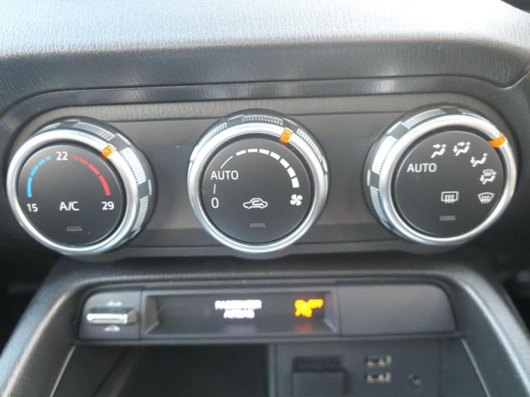 2017 Mazda MX-5 1.5 SE-L Nav 2dr CONVERTIBLE PETROL Manual