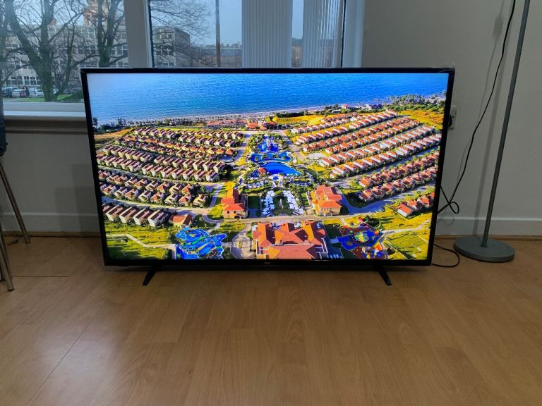 Bush 50 inch 4K Smart TV Teevo