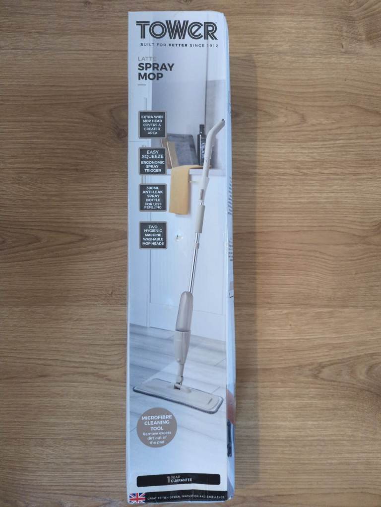 Tower spray mop
