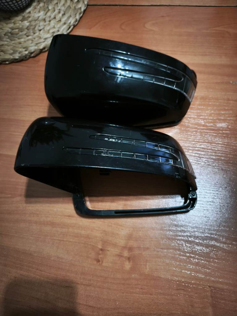 Mercedes Benz Mirror covers with Indicators 