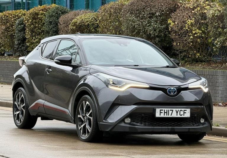 2017 Toyota C-HR 1.8 VVT-h Dynamic SUV 5dr Petrol Hybrid CVT Euro 6 (s/s) (122 ps) HATCHBACK Petr...