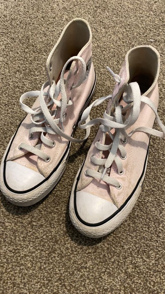 Converse Chuck Taylor All Star High Tops - Pink, UK 4
