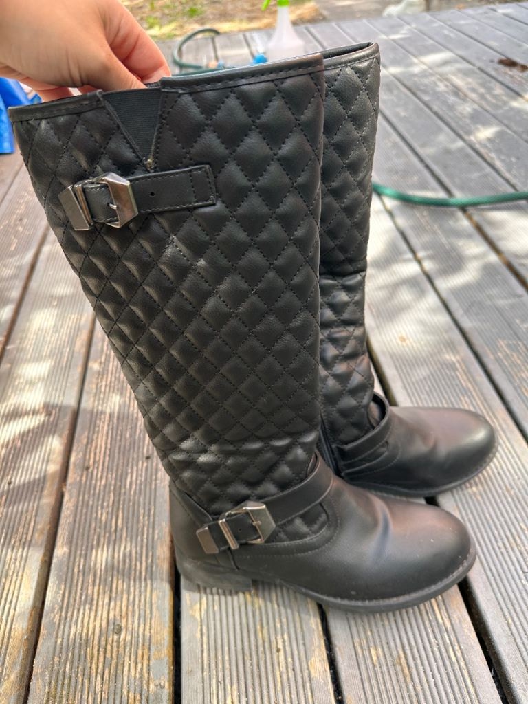 Black Quilted Knee-High Boots (UK 6) - Good Condition