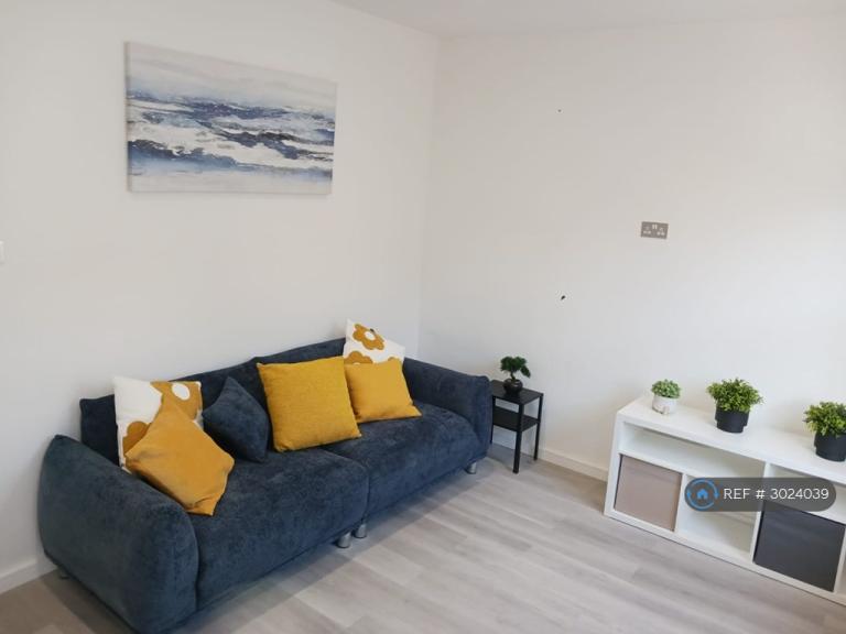 2 bedroom house in Waldeck Street, Reading, RG1 (2 bed) (#3024039)