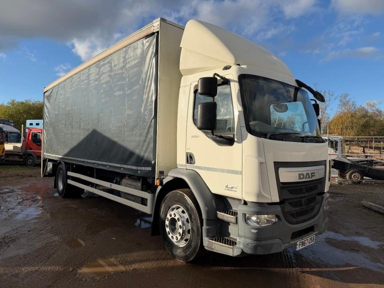 DAF TRUCKS LF
