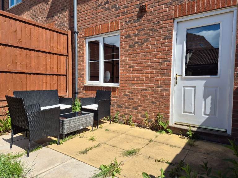 Double Room for Rent in Hucknall NG15 £550 PCM