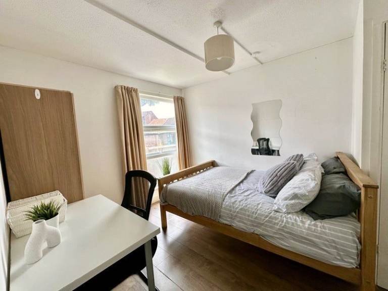  🌟 Shared Room | Easy Move In 💥