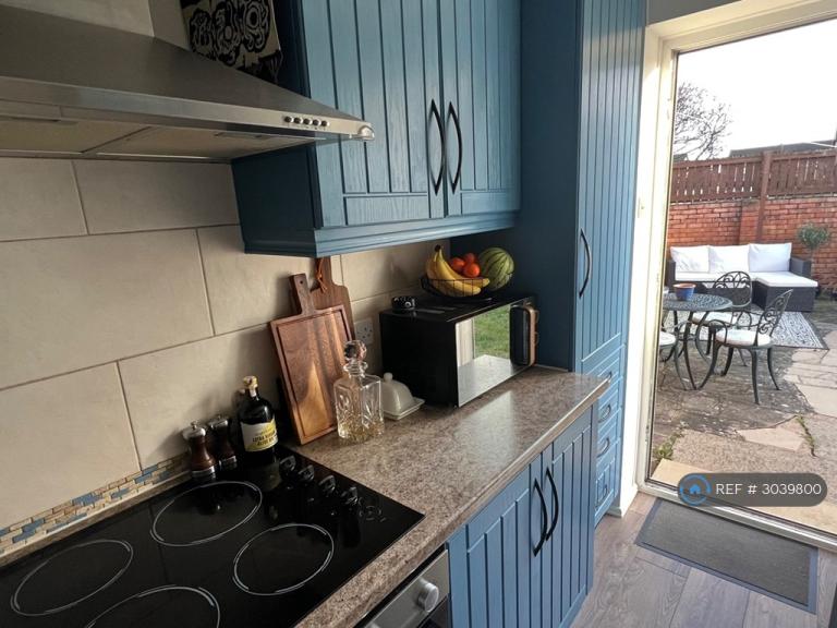 2 bedroom house in Thealby Gardens, Doncaster, DN4 (2 bed) (#3039800)