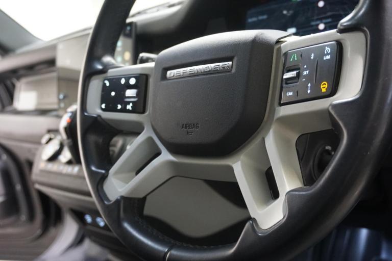2023 Land Rover Defender 110 3.0 D250 MHEV HSE Hard Top SUV Auto 4WD MWB Euro 6 (s/s) 5dr PANEL V...
