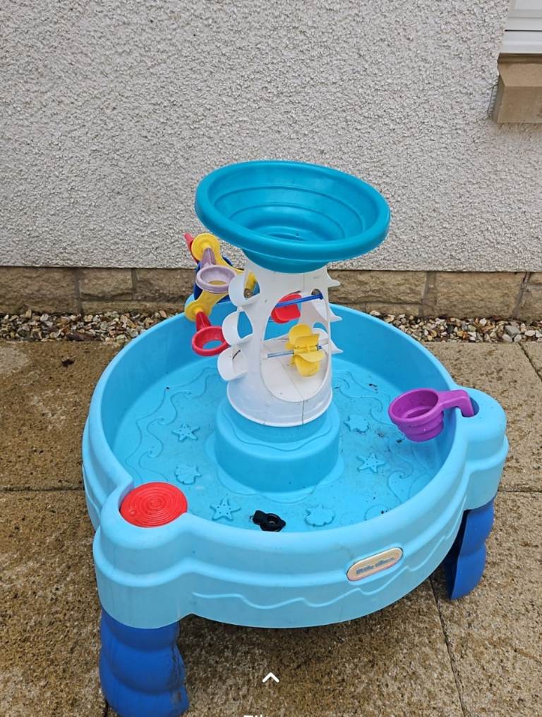 Kids Outdoor Water Table - Free