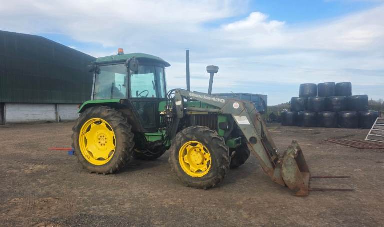 John Deere 2850 Tractor and Loader