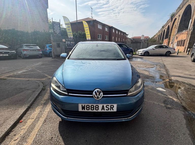 Volkswagen, GOLF, 2014, 1197 (cc)