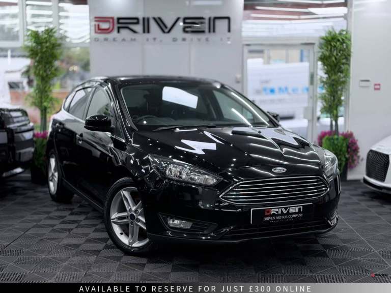2017 Ford Focus 1.0 EcoBoost 125 Zetec Edition 5dr HATCHBACK Petrol Manual