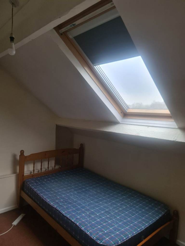 Room to rent, Ecclesall Road/S11 area *NO DEPOSIT*