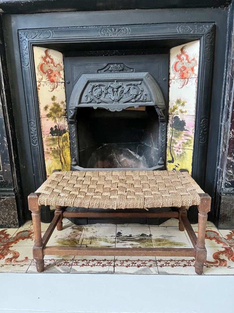 Wooden stool 