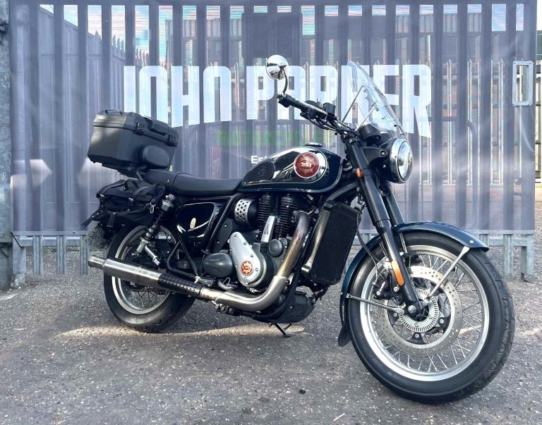 2024 BSA Gold Star 650cc Classic Motorcycle Highland Green - 1877 Miles 