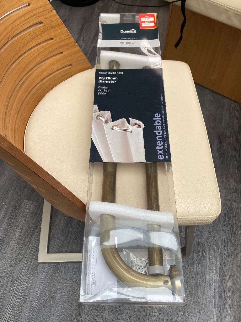 Metal curtain pole