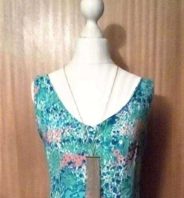 image for New Pretty Blue Green Pink Floral Print V-Neck Sleeveless Slip Summer Dress. Size 8.POST OR COLLECT!