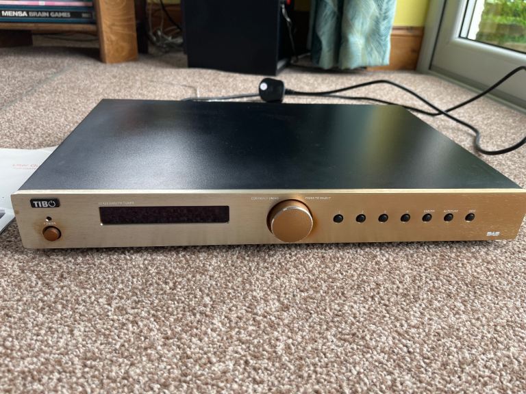 TIBO Hi-Fi Stereo System – Gold, Good Condition
