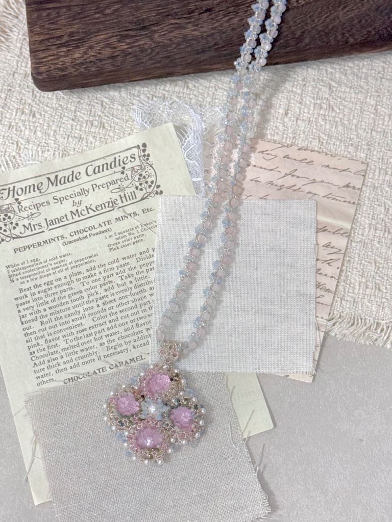"Heartfelt Melody" Tatting Lace Long Necklace