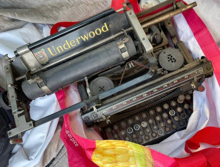 Antique Vintage Underwood Model No. 5 Typewriter