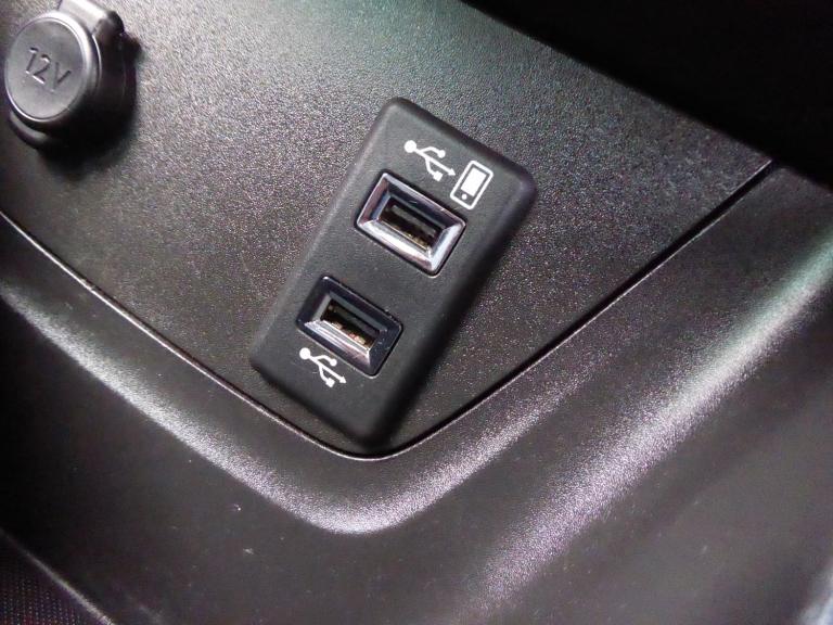 VAUXHALL CROSSLAND X 1.2 SRi Nav 2020