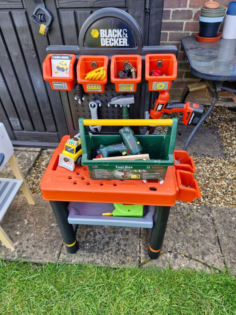 Kids workbench