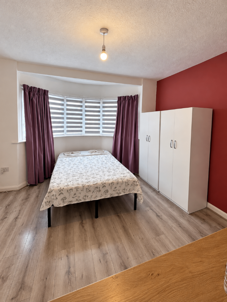🏠 SPACIOUS DOUBLE ROOM IN TOTTENHAM, N17 8BT | Zero Deposit — ALL BILLS INCLUDED 🤍 
