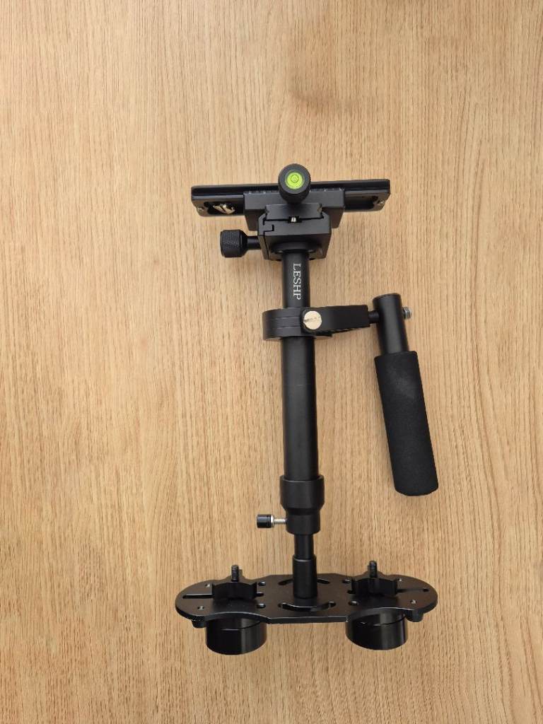 LESHP S40 Camera Stabiliser Steadicam with Case DSLR Camcorder Handheld 40cm