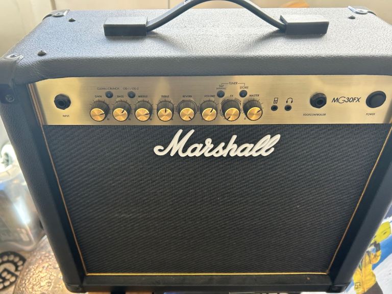 Marshall MG30FX 30W Guitar Amplifier – Excellent Condition