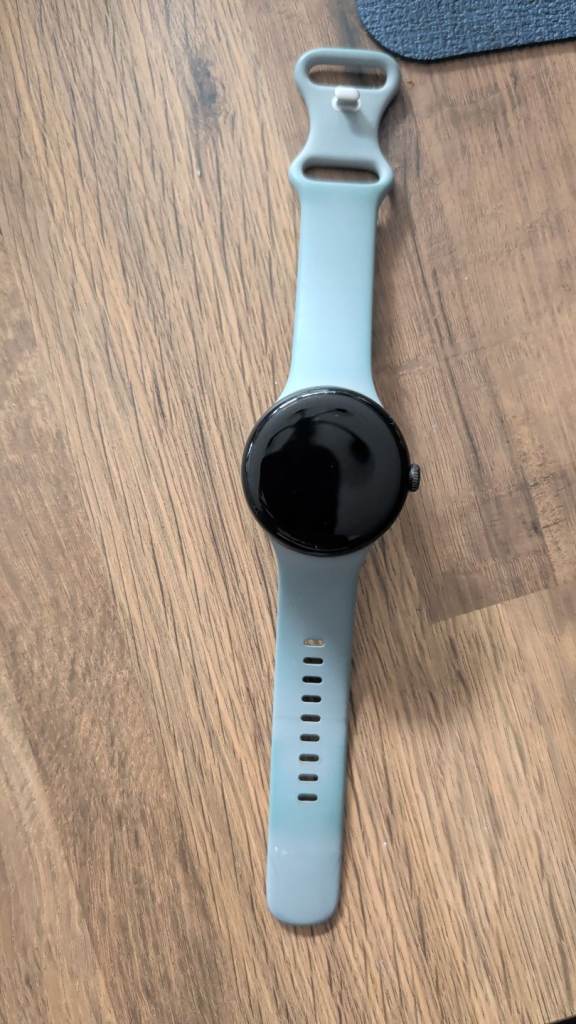 Second hand Pixel watch