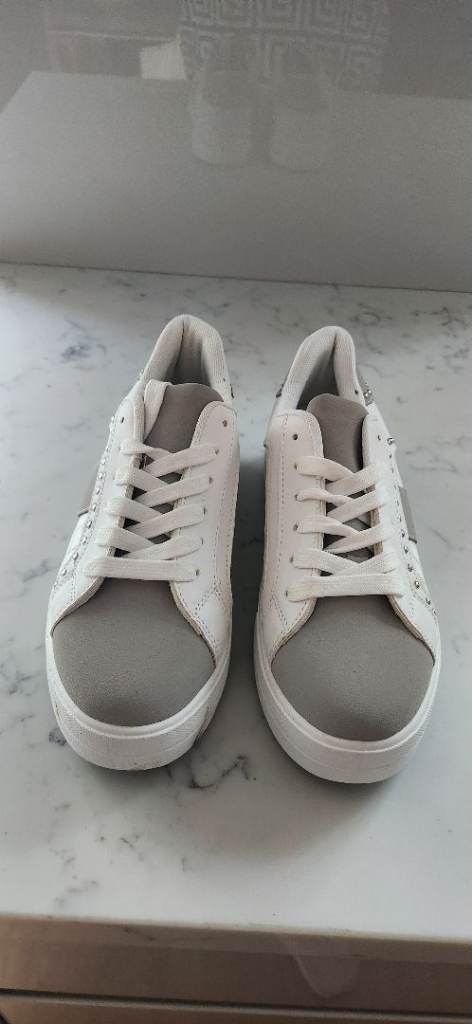 Kelsi Women's White & Silver Trainers UK Size 5