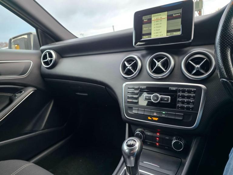 2015 Mercedes-Benz A-Class A200 [2.1] CDI Sport 5dr HATCHBACK DIESEL Manual