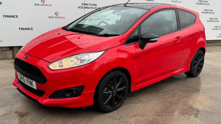 2015 Ford Fiesta 1.0 EcoBoost 140 Zetec S Red 3dr HATCHBACK PETROL Manual