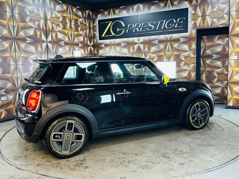 2020 MINI Electric Hatch Cooper SE 32.6kWh Level 2 Auto 3dr HATCHBACK Electric Automatic