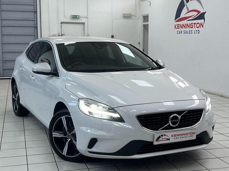 2016 Volvo V40 D3 [4 Cyl 150] R DESIGN Nav Plus 5dr Geartronic HATCHBACK DIESEL Automatic