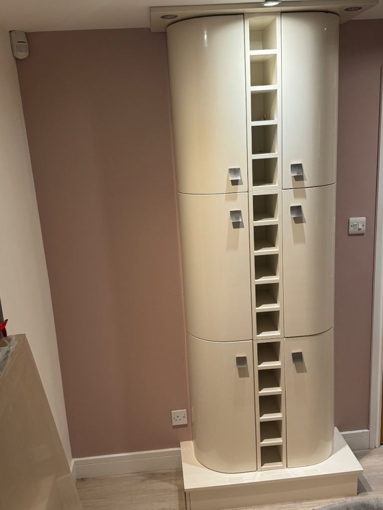 Kitchen units cream gloss 