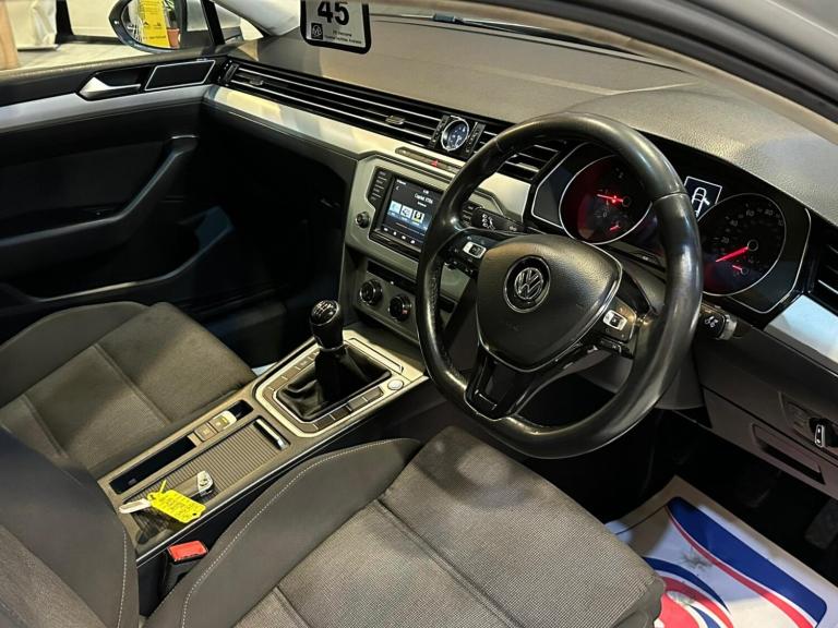 VOLKSWAGEN PASSAT 2.0 TDI BlueMotion Tech SE Business 2015