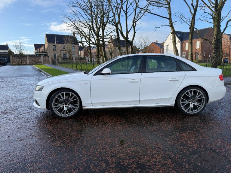 Audi, A4, Saloon, 2010, Manual, 1968 (cc), 4 doors