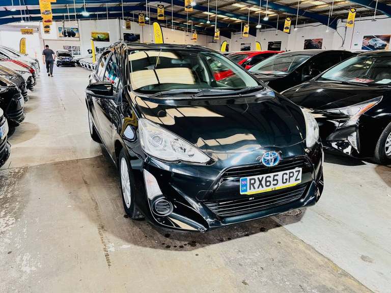 2015 Toyota Aqua Toyota Aqua Hybrid Petrol Black  2015 5 Seater  1.5L Hybrid
