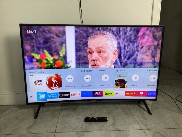 Samsung 50” Smart 4K UHD LED TV – £210 – Smethwick