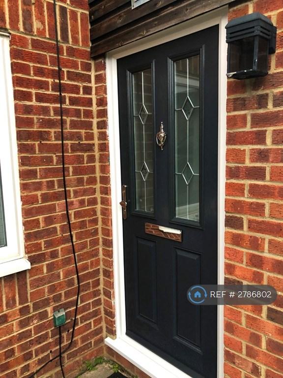 2 bedroom house in Spayne Close, Luton, LU3 (2 bed) (#2786802)