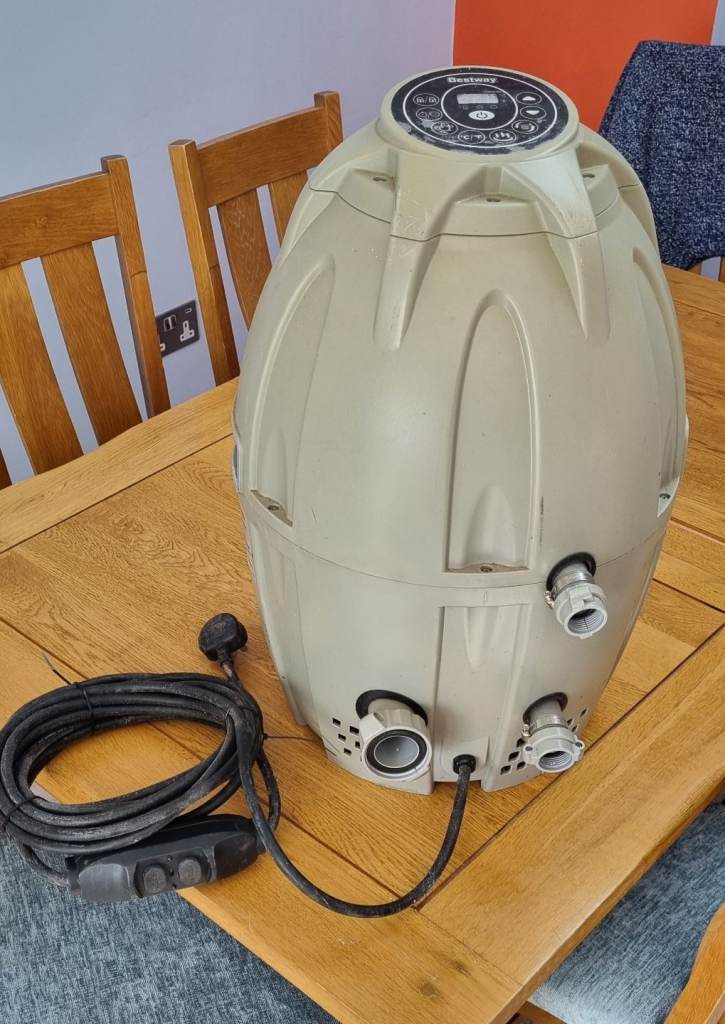 Bestway Lay-z Spa Pump and heater