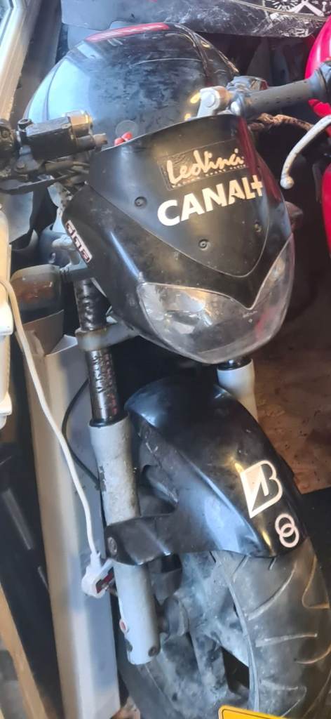 Gilera, DNA, 2001, 49 (cc)
