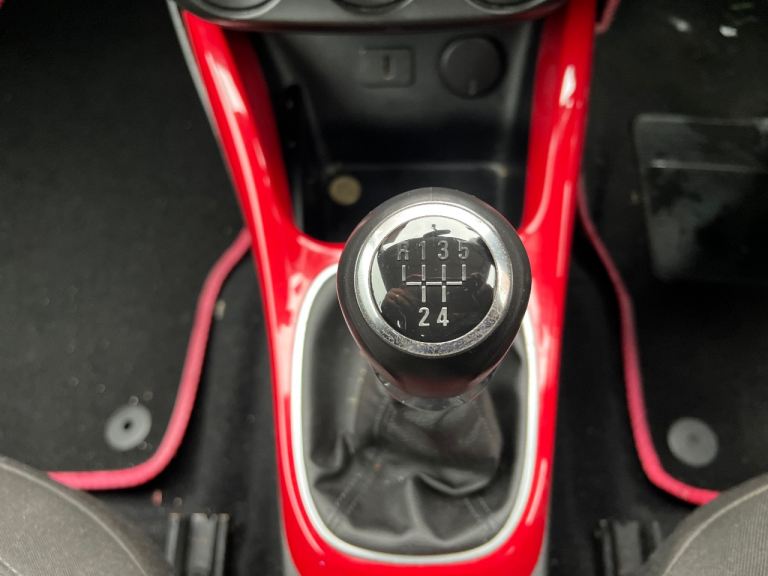 ***VAUXHALL ADAM 1.2 70 BHP RED HATCH 2015***LOW MILEAGE 65K!***IDEAL FIRST CAR!***SWAP PX***