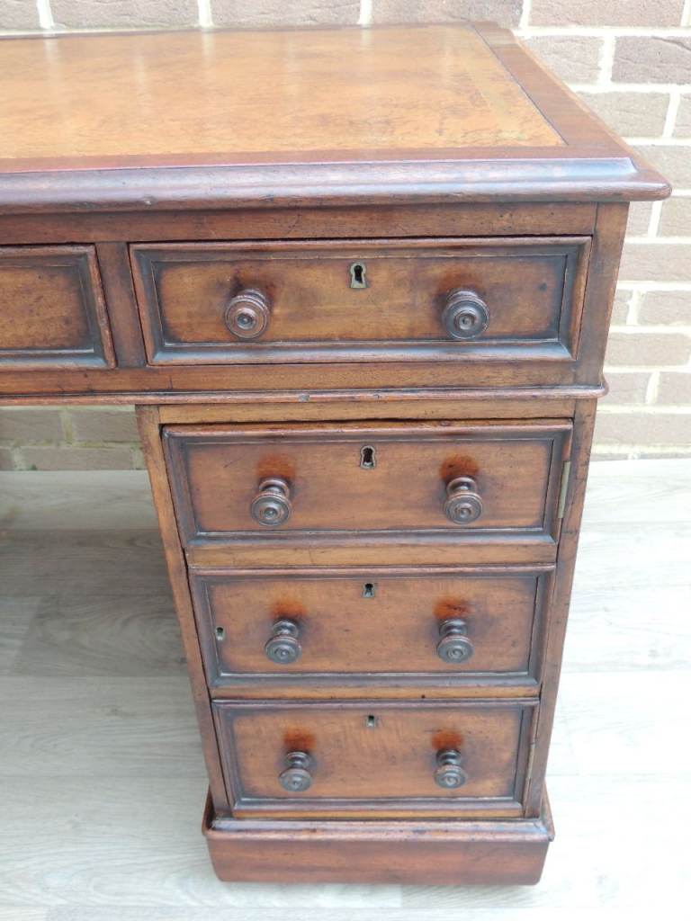 Antique Victorian Pedestal Desk (UK Delivery)