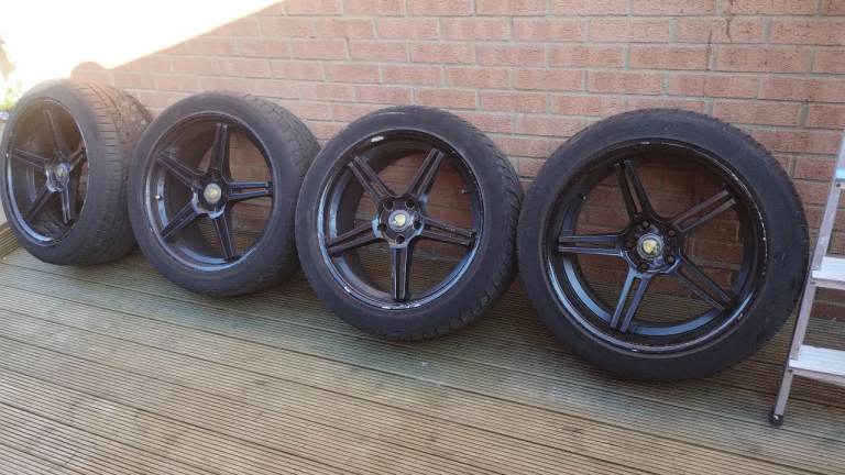 20 inch alloys in fair condition 