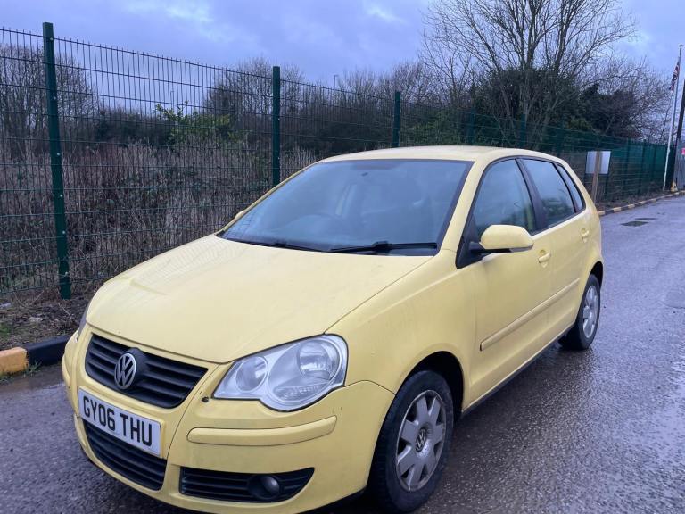 VW POLO 1.4 S 06 REG YELLOW 5 DOOR MOT MARCH 15TH 2026 LOW INSURANCE 40+MPG