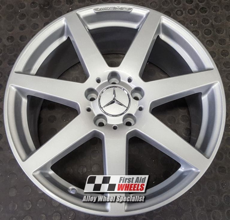 R244S SWAP for Ours MERCEDES C CLASS 4x 18'' GENUINE AMG 7 SPOKE SILVER ALLOY WHEELS